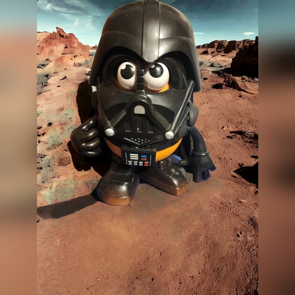 Star Wars Darth Vader Mr Potato Head Hasbro Figure - Picture 3 of 6